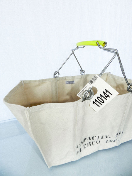 Load image into Gallery viewer, PUEBCO • THE ACCORDION MARKET BASKET