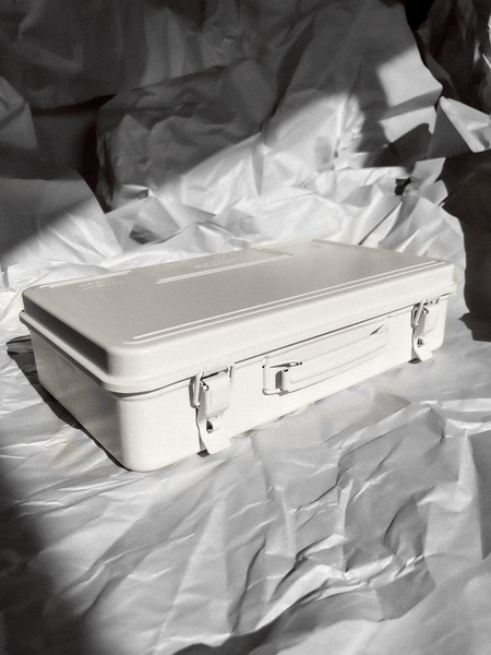 Load image into Gallery viewer, TOYO STEEL • Trunk Shape Toolbox T-360 (White)